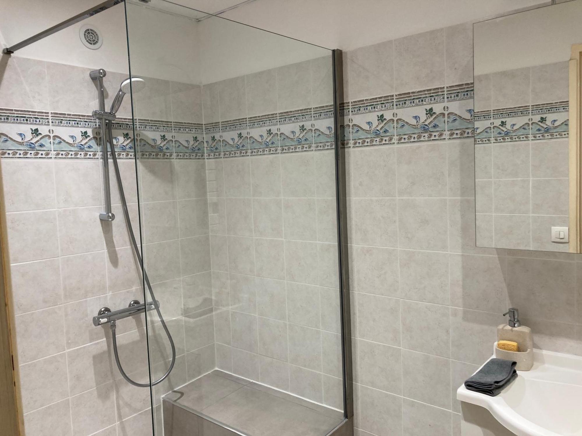 Bastide De L'Orme Apartment Forcalquier Ngoại thất bức ảnh